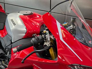 Ducati Panigale V4 R 2026-thumb-18