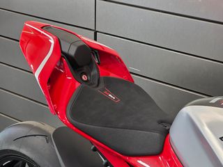 Ducati Panigale V4 R 2026-thumb-14