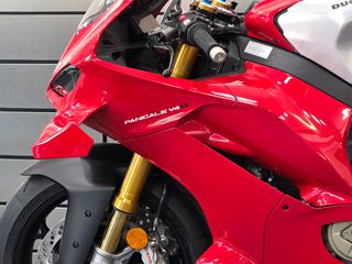 Ducati Panigale V4 R 2026-thumb-3