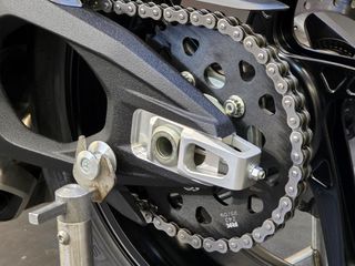 Ducati Panigale V4 R 2026-thumb-26