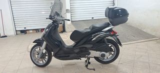 Piaggio Beverly 250 2005 BEVERLY250-thumb-6