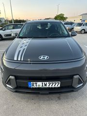 Hyundai Kona 2023 Select