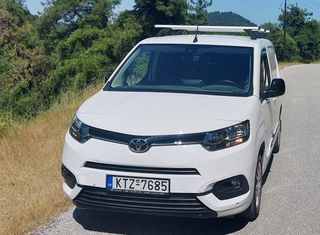 Κλούβα Toyota 2023 Proace city 1.5 D 130hp active
