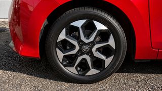 Toyota Aygo 2020-thumb-4