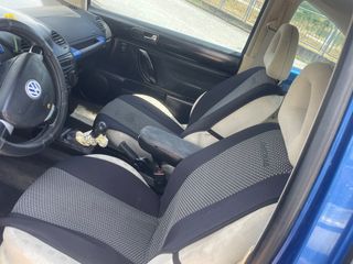 Volkswagen Beetle 2000-thumb-9