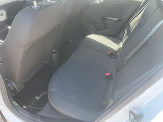 Opel Corsa 2017-thumb-11