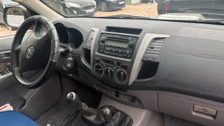 Toyota Hilux 2008 D4D το μοτέρ δουλεύει πολύ καλά-thumb-2