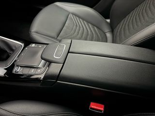 Mercedes-Benz A 160 2022 A-CLASS 1.3 PANORAMA ΕΛΛΗΝΙΚΗΣ ΑΝΤΙΠΡΟΣΩΠΕΙΑΣ-thumb-34