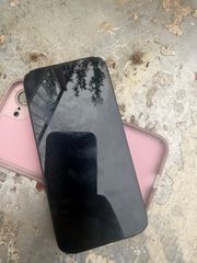 iPhone 16e 256gb-thumb-1