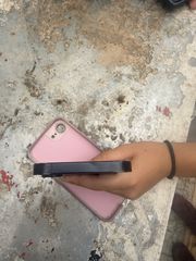 iPhone 16e 256gb-thumb-4
