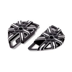 Arlen Ness, 10-gauge passenger floorboards black