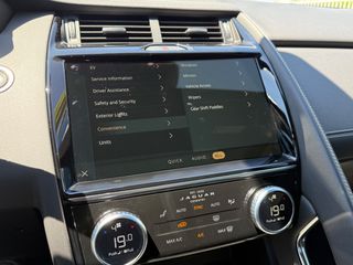 Jaguar E-Pace 2023 P300e R-DYNAMIC SE AWD PANORAMA & BLACK-PACK Plug-In Hybrid-thumb-58