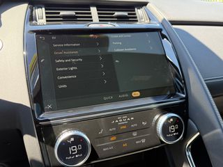 Jaguar E-Pace 2023 P300e R-DYNAMIC SE AWD PANORAMA & BLACK-PACK Plug-In Hybrid-thumb-56
