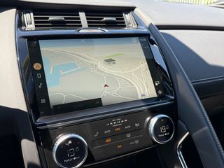 Jaguar E-Pace 2023 P300e R-DYNAMIC SE AWD PANORAMA & BLACK-PACK Plug-In Hybrid-thumb-51