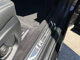 Jaguar E-Pace 2023 P300e R-DYNAMIC SE AWD PANORAMA & BLACK-PACK Plug-In Hybrid-thumb-50