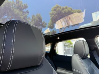 Jaguar E-Pace 2023 P300e R-DYNAMIC SE AWD PANORAMA & BLACK-PACK Plug-In Hybrid-thumb-42