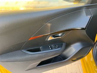 Peugeot 208 2021-thumb-32