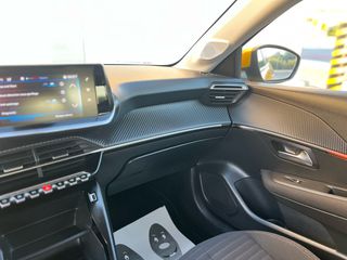 Peugeot 208 2021-thumb-23