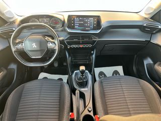 Peugeot 208 2021-thumb-24