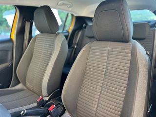 Peugeot 208 2021-thumb-34