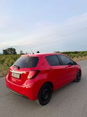 Toyota Yaris 2015 HYBRID AUTOMATIC NAVI CAMERA-thumb-4