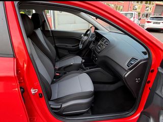 Hyundai i 20 2018 FACELIFT 1250CC 2018 86.000 XLM-thumb-22