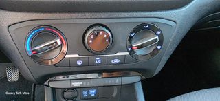 Hyundai i 20 2018 FACELIFT 1250CC 2018 86.000 XLM-thumb-38