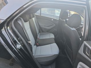 Hyundai i 20 2019-thumb-19