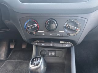 Hyundai i 20 2019-thumb-25