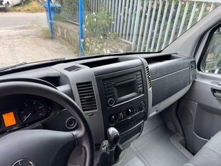 Κλούβα Mercedes-Benz 2009 Sprinter 210 με ζημιά-thumb-6
