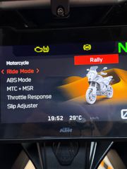 KTM 1290 Super Adventure 2022-thumb-18