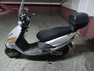 Honda LEAD 2005-thumb-2
