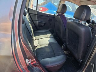 Kia Picanto 2010-thumb-14