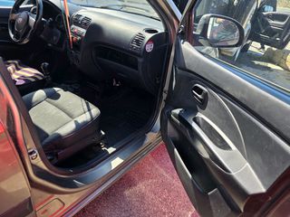 Kia Picanto 2010-thumb-15