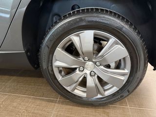 Peugeot 2008 2017 1.2 PURETECH STYLE 82HP NAVI CLIMA-thumb-63