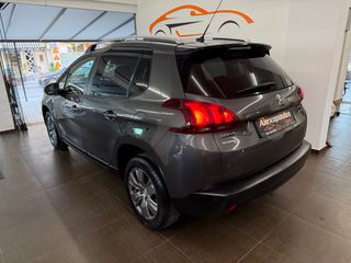 Peugeot 2008 2017 1.2 PURETECH STYLE 82HP NAVI CLIMA-thumb-8