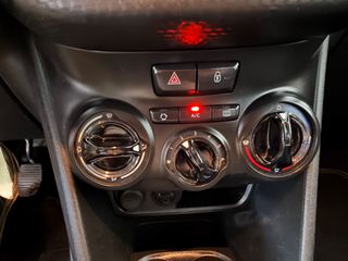 Peugeot 2008 2017 1.2 PURETECH STYLE 82HP NAVI CLIMA-thumb-45