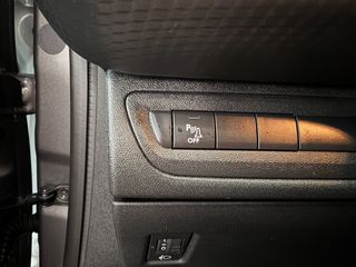 Peugeot 2008 2017 1.2 PURETECH STYLE 82HP NAVI CLIMA-thumb-46