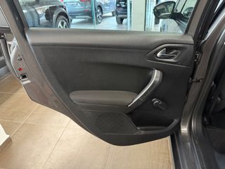 Peugeot 2008 2017 1.2 PURETECH STYLE 82HP NAVI CLIMA-thumb-50