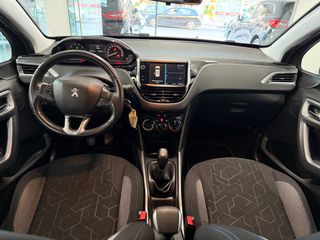 Peugeot 2008 2017 1.2 PURETECH STYLE 82HP NAVI CLIMA-thumb-20