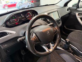 Peugeot 2008 2017 1.2 PURETECH STYLE 82HP NAVI CLIMA-thumb-23