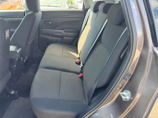 Mitsubishi Asx 2016-thumb-16