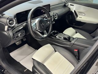 Mercedes-Benz A 180 2018 AMG LINE-thumb-14