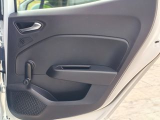 Renault Clio 2022 E-TECH FULL HYBRID 140hp AUTOMATIC 1.6-thumb-52