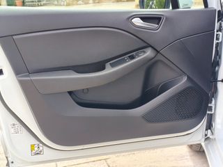 Renault Clio 2022 E-TECH FULL HYBRID 140hp AUTOMATIC 1.6-thumb-48