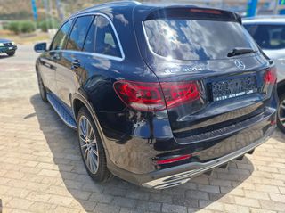 Mercedes-Benz GLC 300 2022 DE 4MATIC 9G-TRONIC AMG LINE-thumb-5