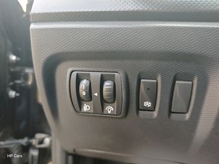 Renault Captur 2016 0.9 Feel-thumb-36