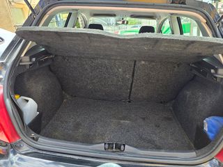 Peugeot 307 2004-thumb-4