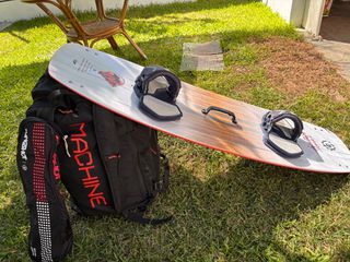 Kitesurf SlingShot 2021 Machine 11 με μπάρα και twintip