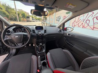 Ford Fiesta 2015-thumb-18